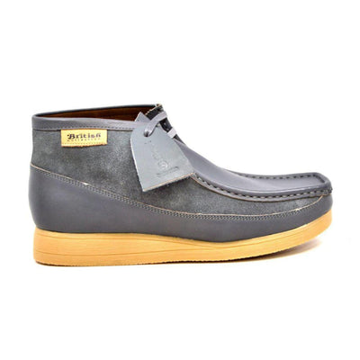 British Walkers New Castle Men's Classic Moc Toe Leather and Suede Chukka Boots