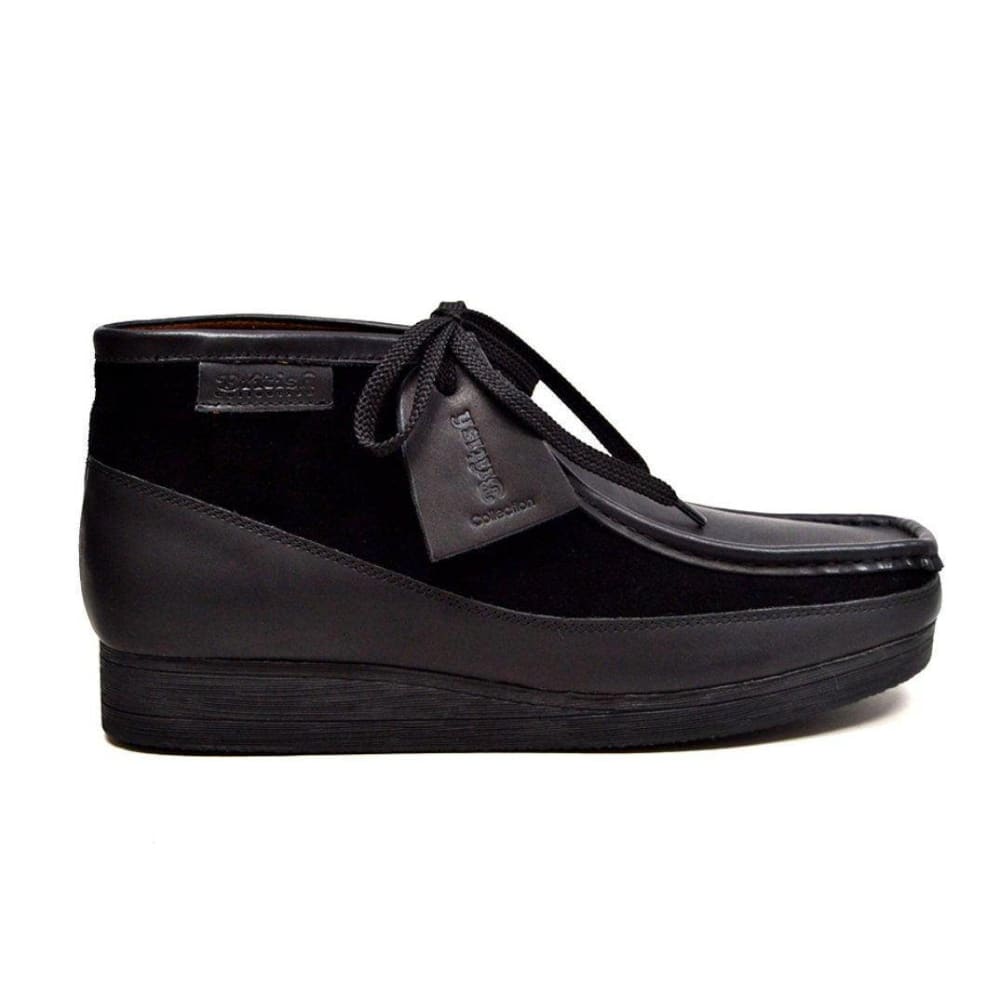 British Walkers New Castle Men's Classic Moc Toe Leather and Suede Chukka Boots