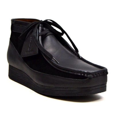 British Walkers New Castle Men's Classic Moc Toe Leather and Suede Chukka Boots