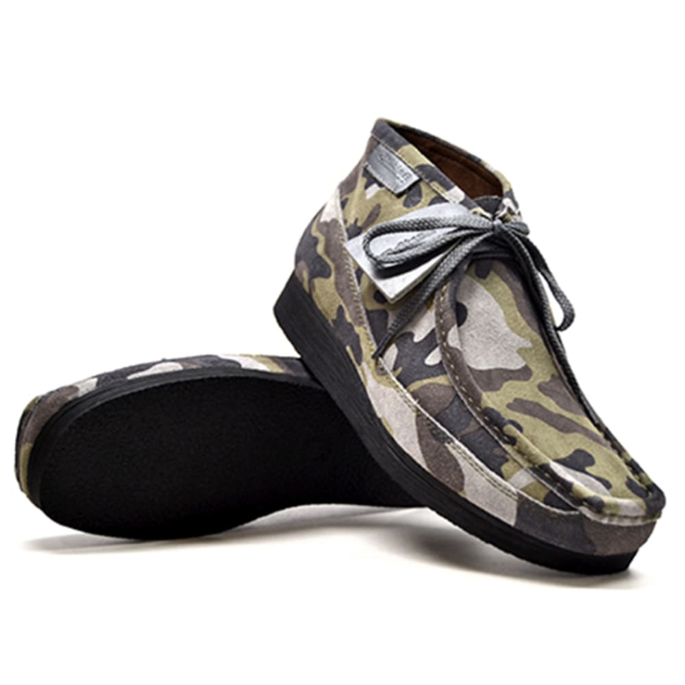 British Walkers New Castle Men's Multicolor Plaid Leather and Suede Chukka Boots