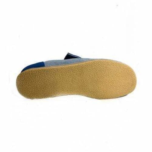 British Walkers New Castle – Powder Blue Suede Men’s Chukka Boot RetroInspired Craft with Modern Luxe Appeal
