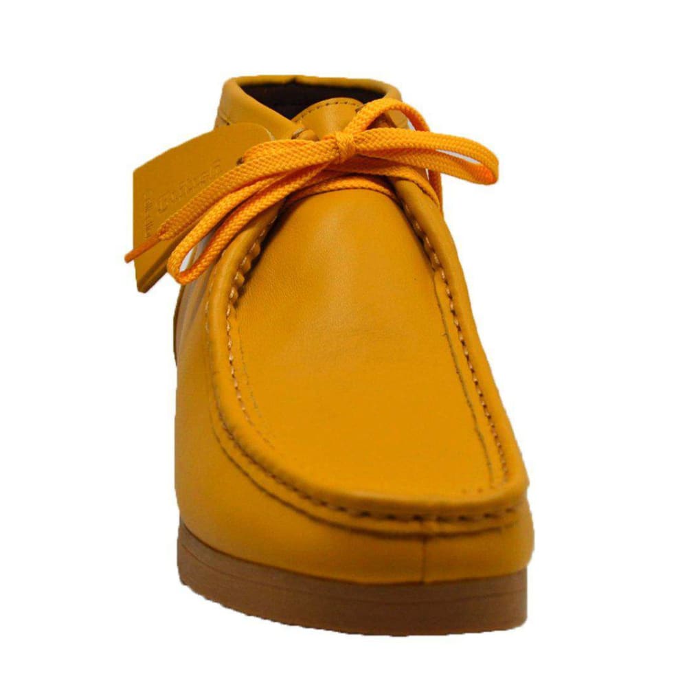 British Walkers New Castle – Yellow Leather Men’s Chukka Boot Vibrant Artisan Craft with a Modern Edge