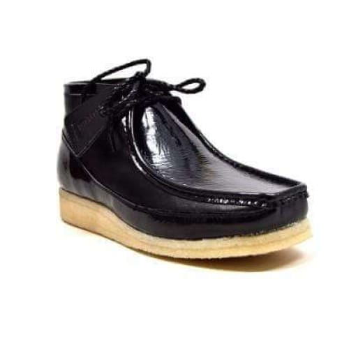 British Walkers Walker 100 – Black Patent Leather Men’s Chukka Boot HighGloss Craft with Modern British Prestige
