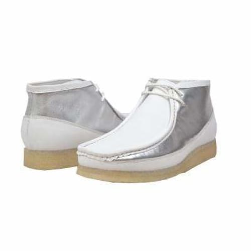 British Walkers Walker 100 – White & Silver Leather Men’s Chukka Boot Clean TwoTone Craft with Refined Urban Style