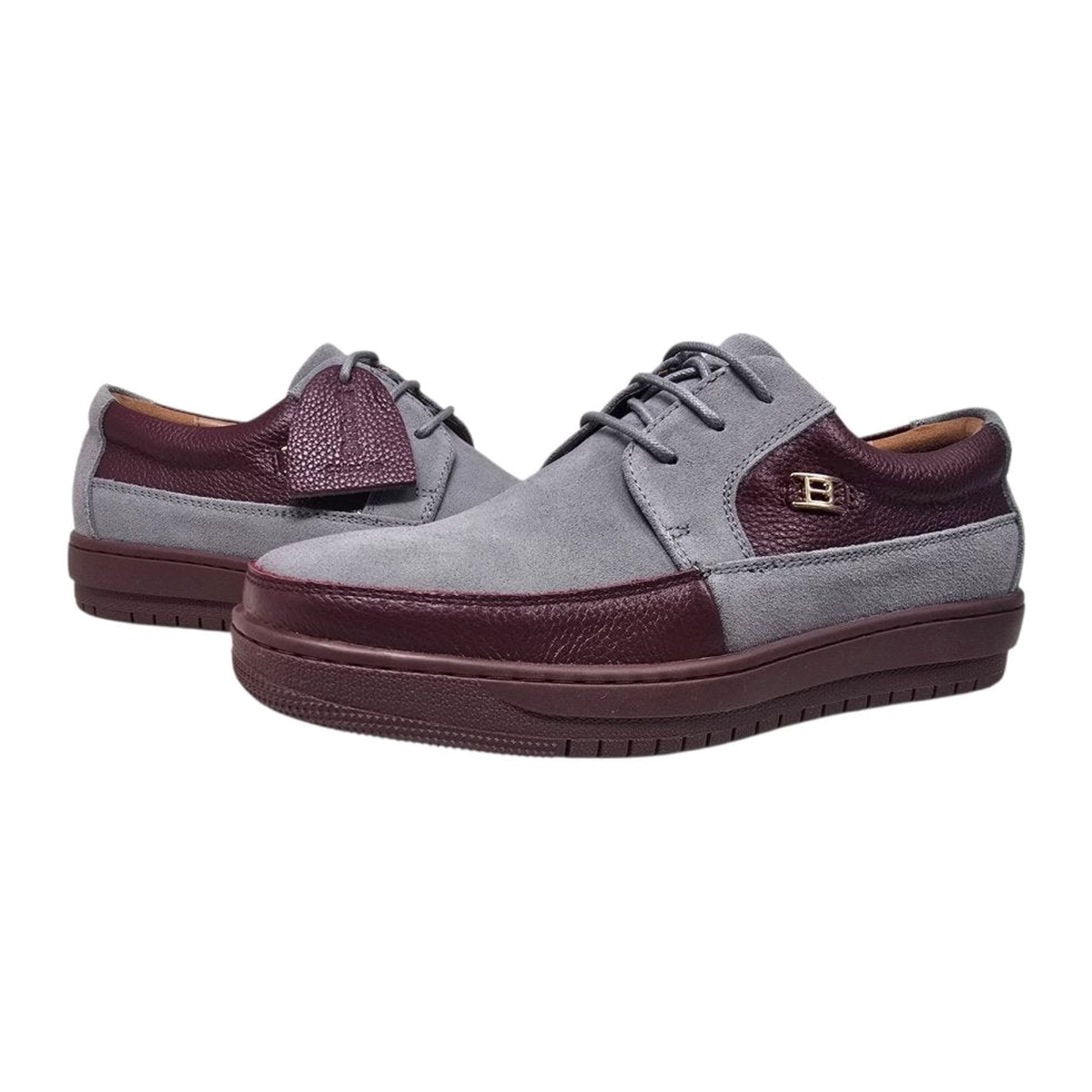 British Walkers Westminster 2 men's gray and burgundy sneakers, three-quarter pair view