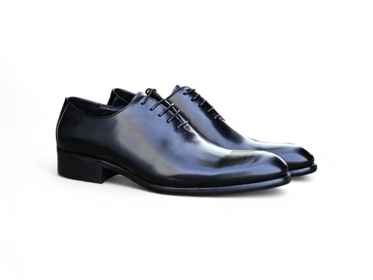 Carrucci Shoes Calfskin Whole Cut Lace Up Oxford Leather KS50512
