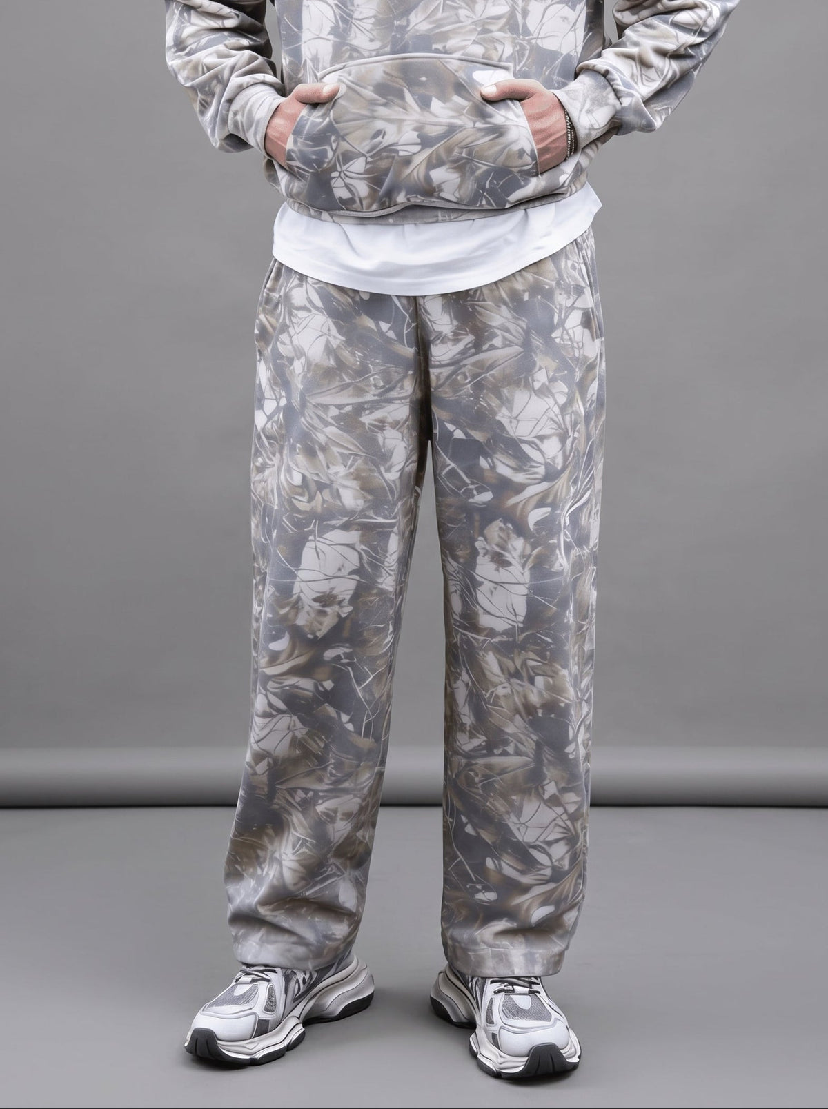 Apollo Moda  Camo Oversized Heavyweight French Terry Open-Hem Sweatpants – product view 5