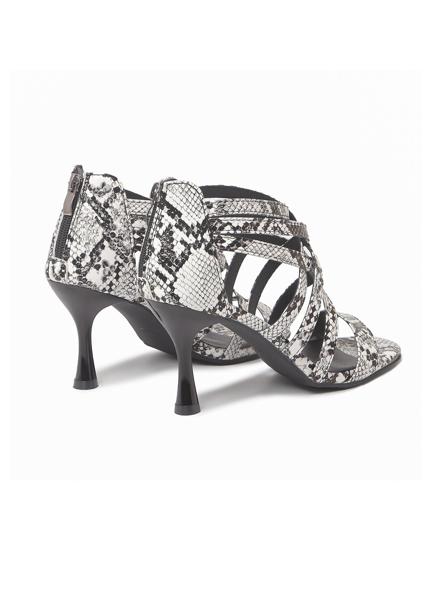 Carla | White/Black Snake