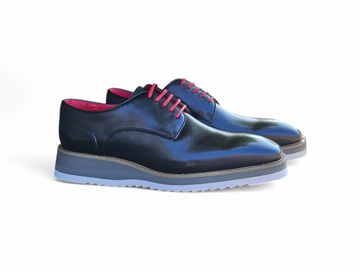Carrucci Shoes Burnished Lace up Leather Derby Men's Leather KS51526