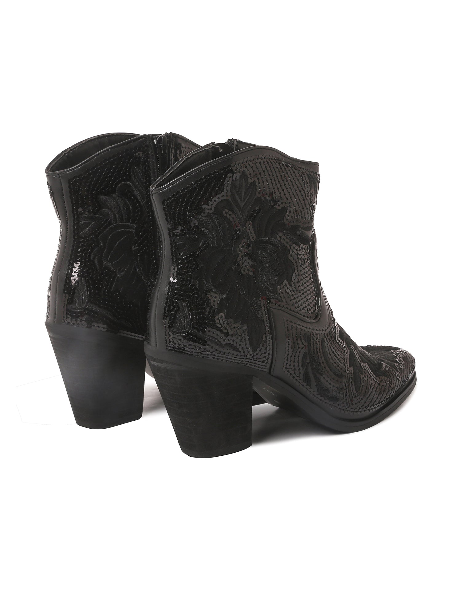 Cassidy | Black