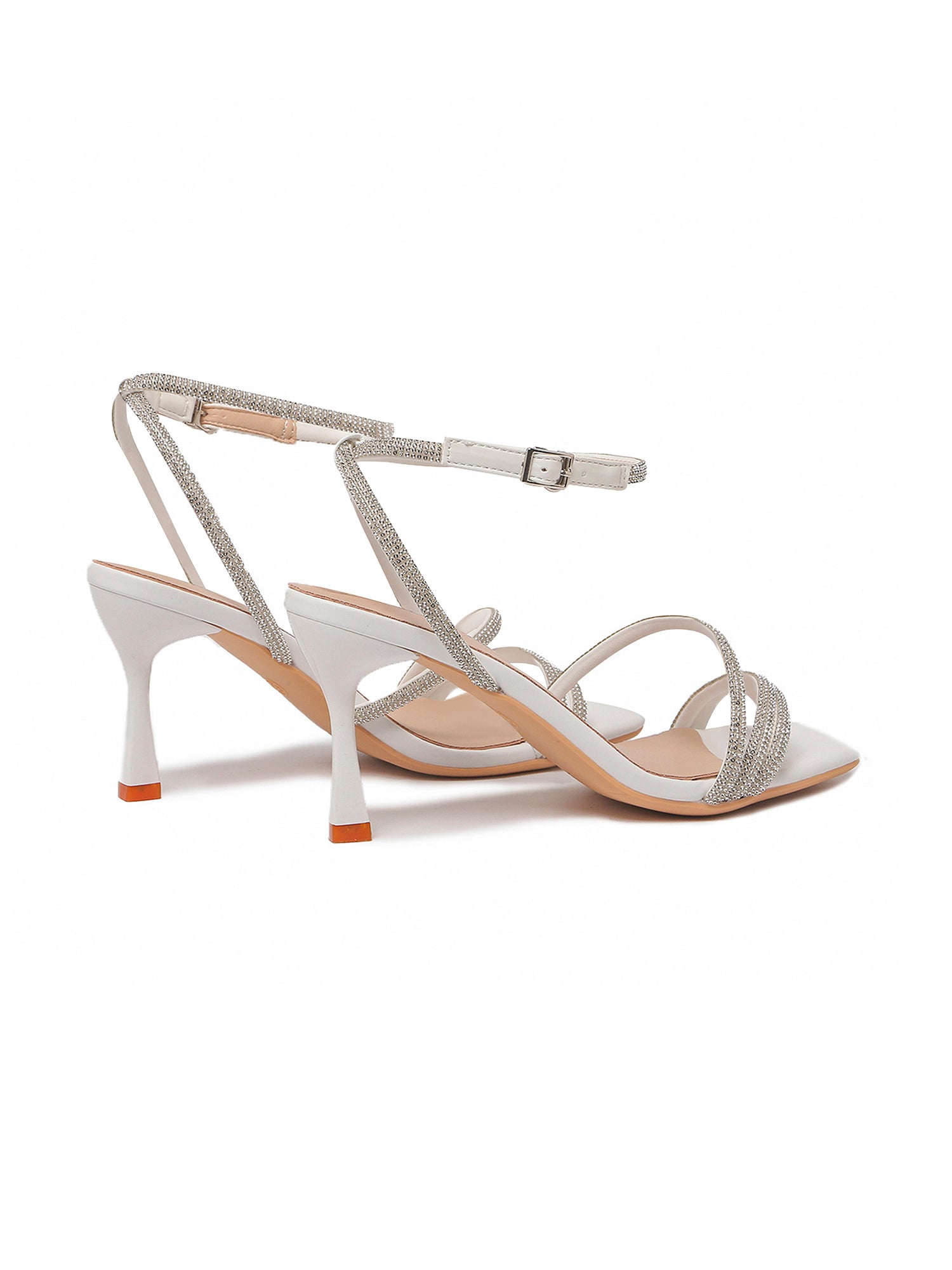 Chloe | White