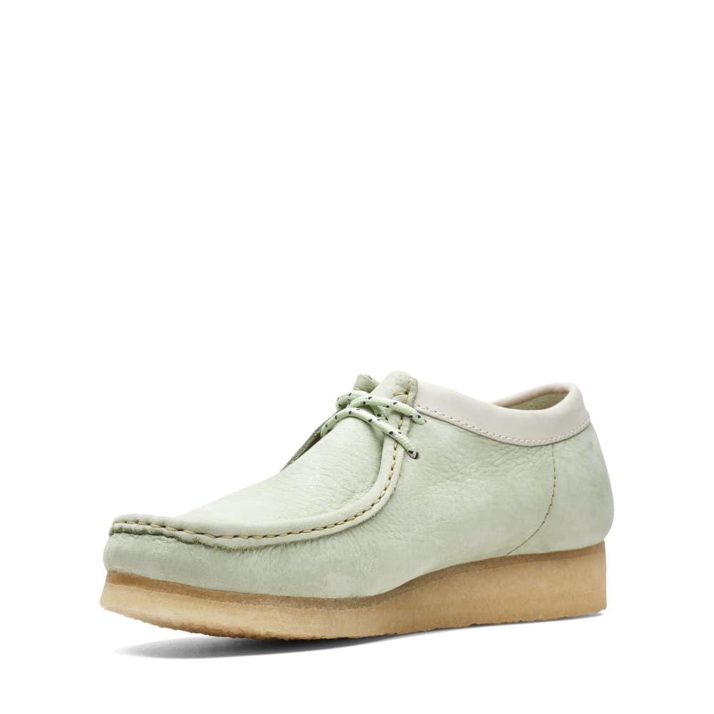 Clarks Originals Originals Wallabee Low Men’s Shoes – Pale Green Nubuck Leather – Style 26165557 – Timeless Casual Icon