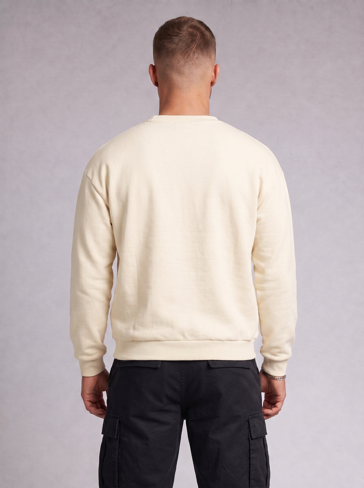 Apollo Moda  Club Collegiate Oversized Crewneck Sweatshirt – product view 3