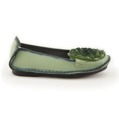 L'Artiste Dezi Green flats, side view