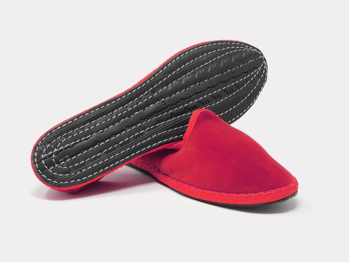 SantM  Furlane (unisex) Red – sole view