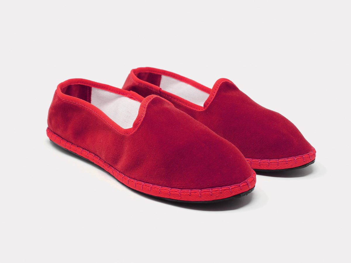 SantM  Furlane (unisex) Red – front view