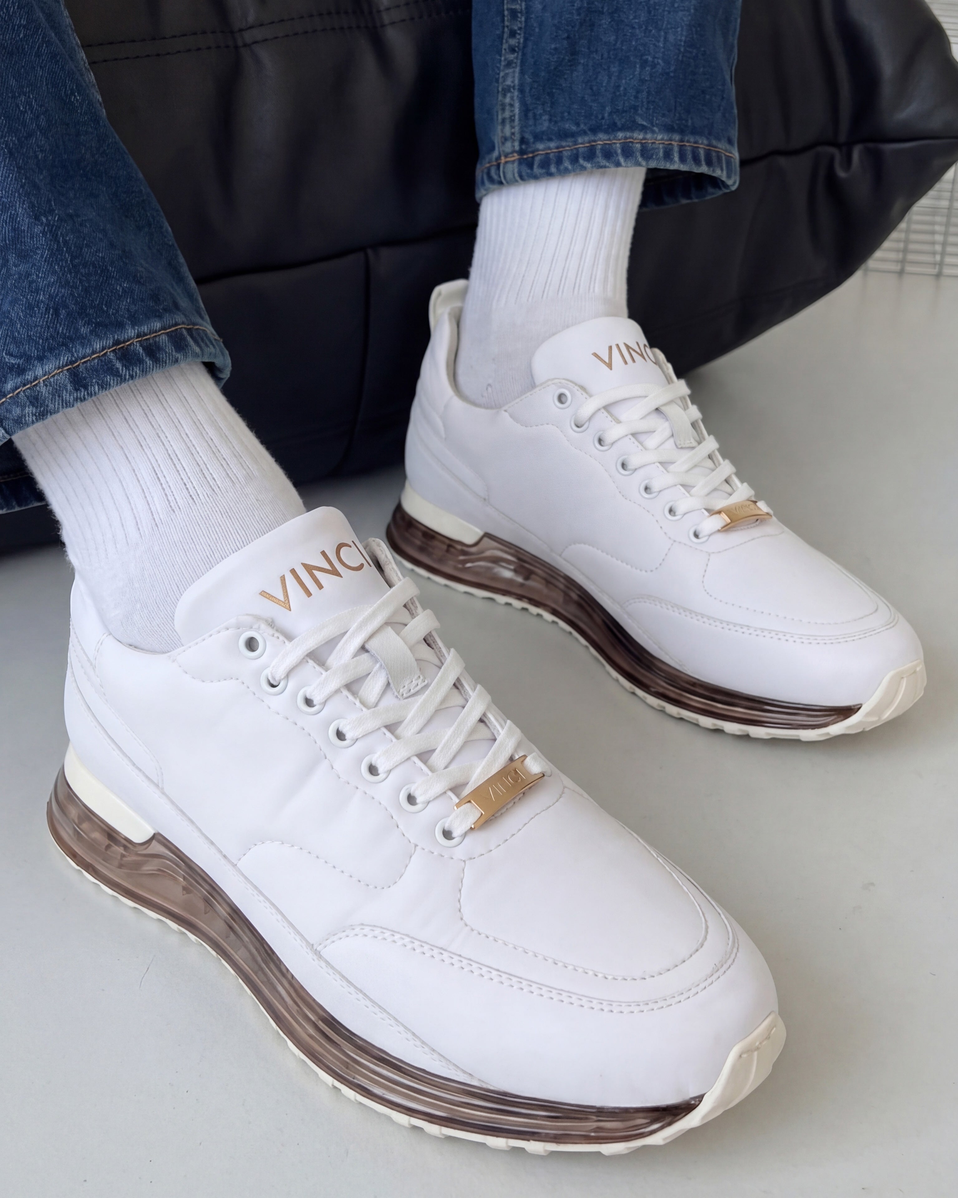 The Lexington White Men Sneaker