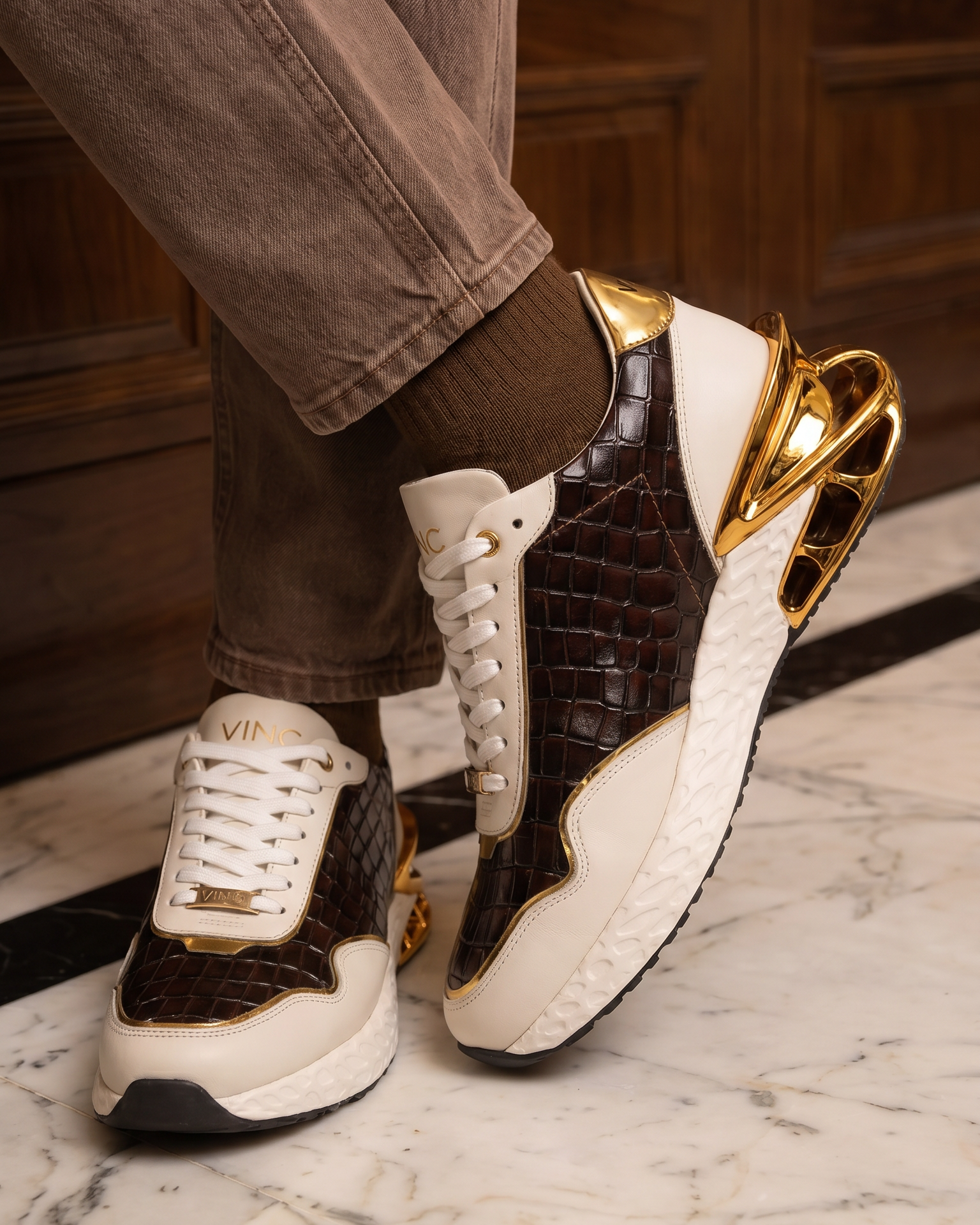 The Bellagio White & Gold Leather Men Sneaker