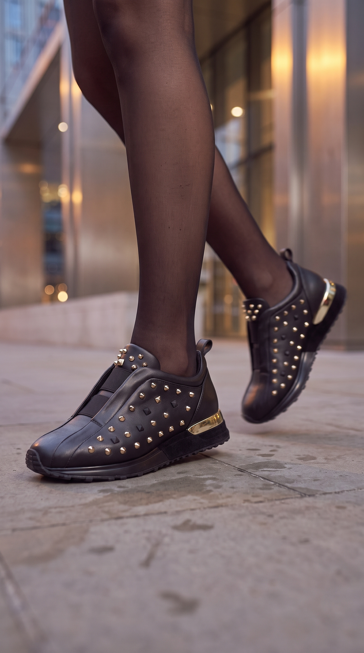 Vinci Leather The Infanta Black Spike Leather Women Sneaker Limited Edition – product view 10