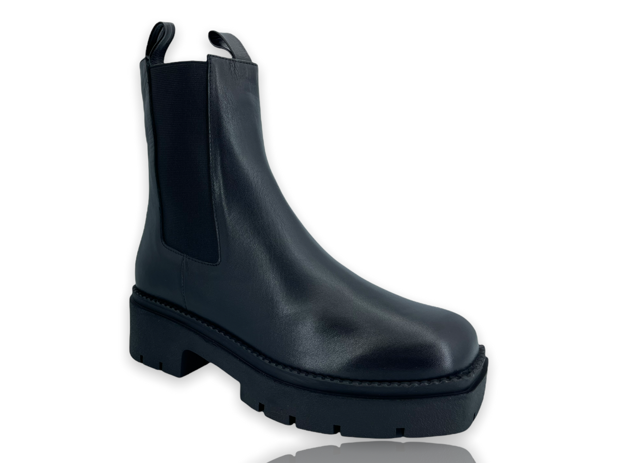 Vinci Leather The Olga Black Leather Boot FINAL SALE! – product view 3