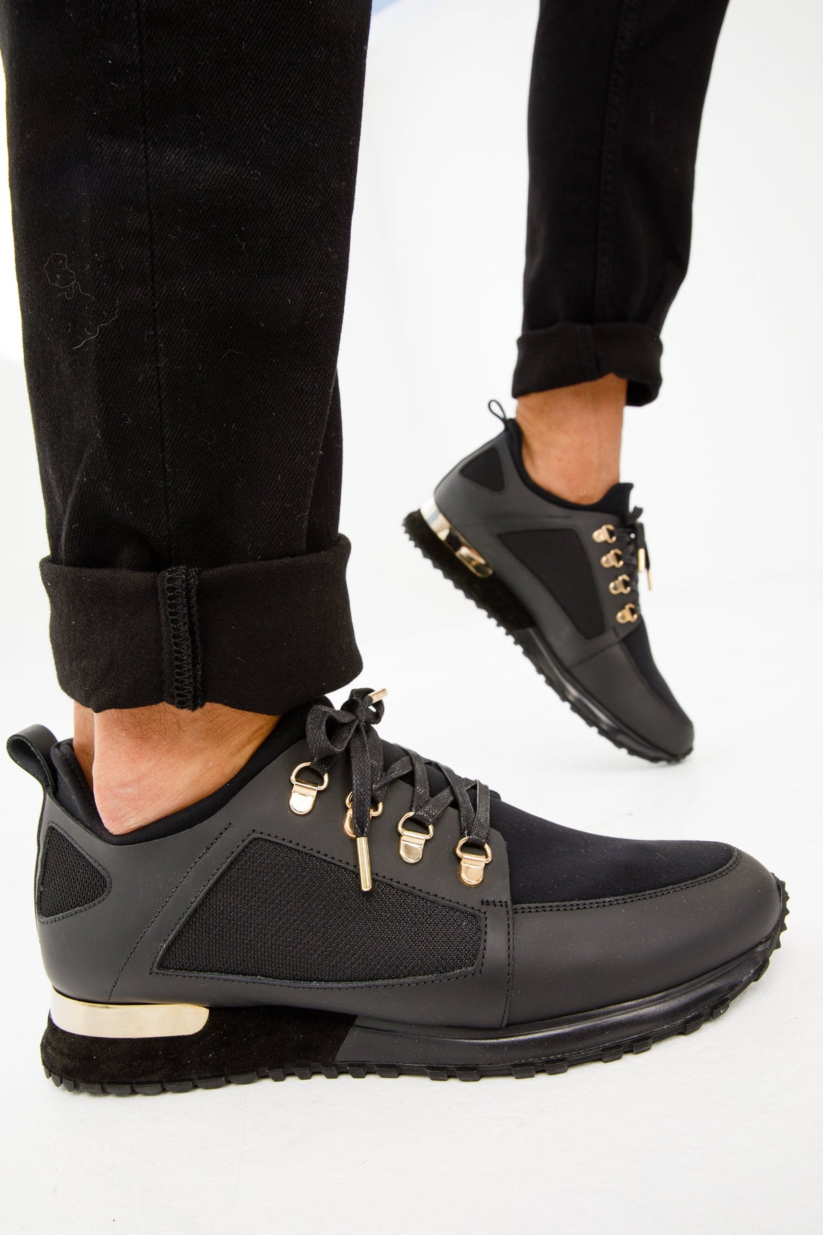 Vinci Leather The Emir Black Leather Men Sneaker – product view 4