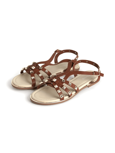 Jennifer | Brown
