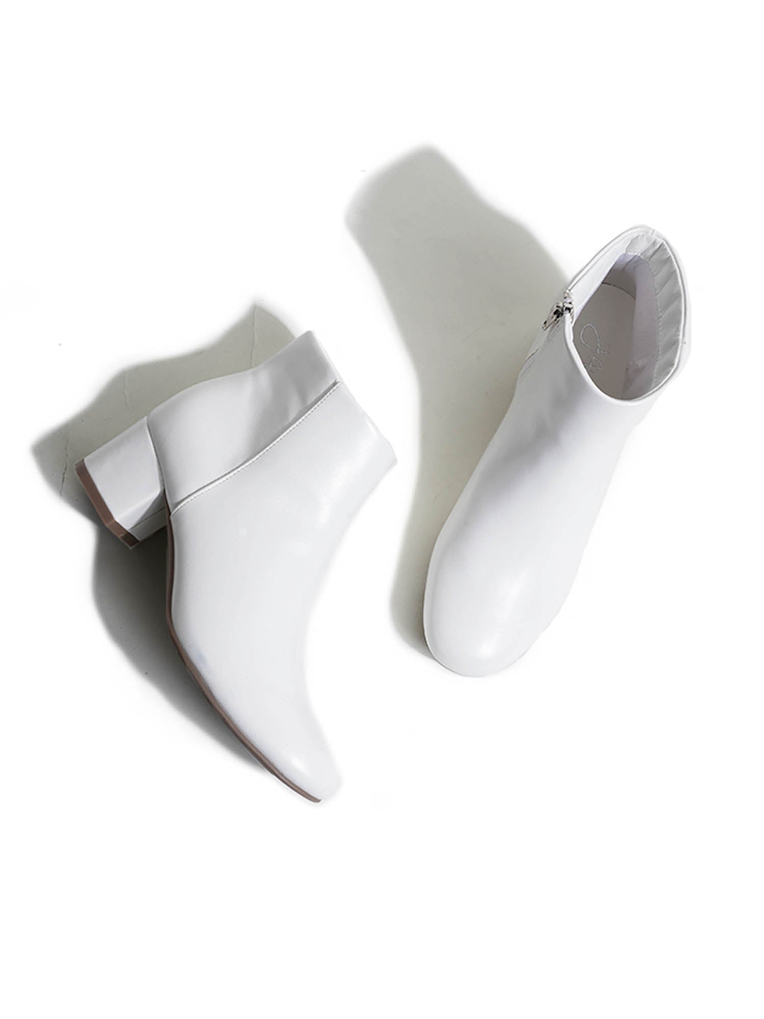 Jody | White