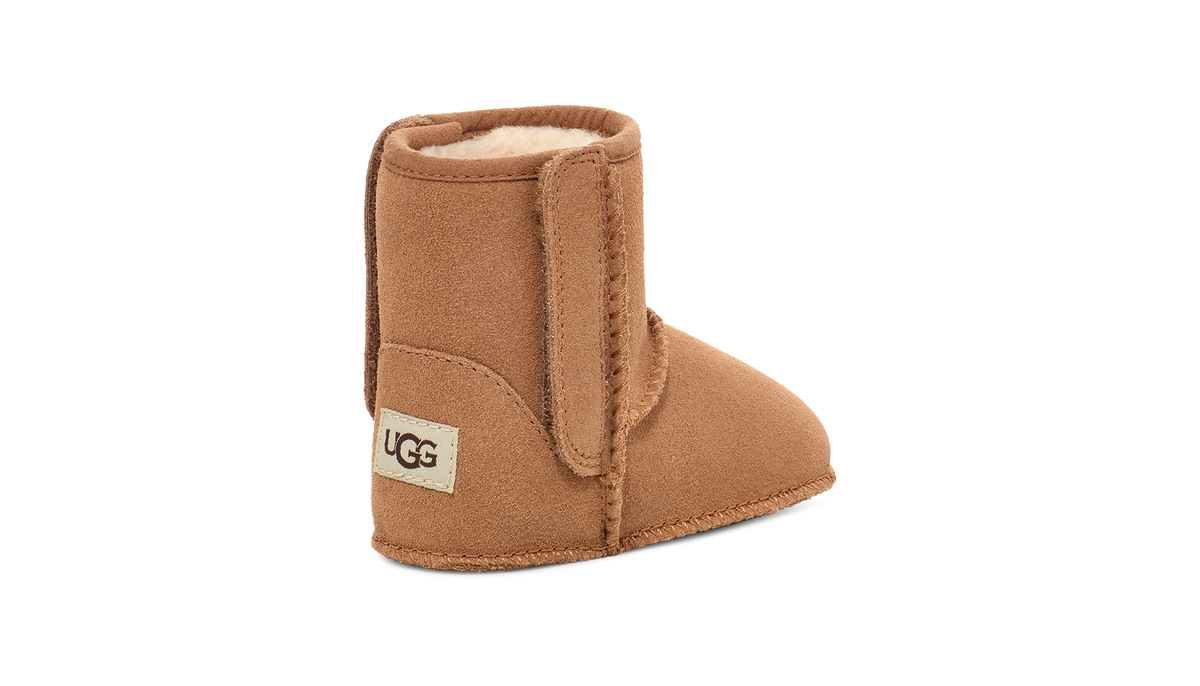 UGG Baby Classic Crib Toddlers' (TD) Booties — Chestnut Sheepskin
