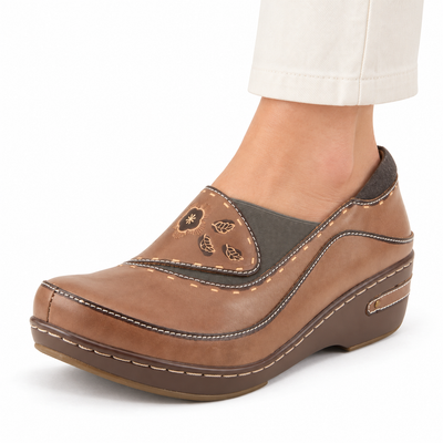 L'Artiste Burbank in Grey, on-foot styling on white; AI-generated model illustration