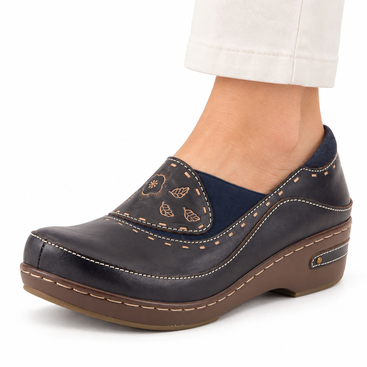 L'Artiste Burbank in Navy, on-foot styling on white; AI-generated model illustration