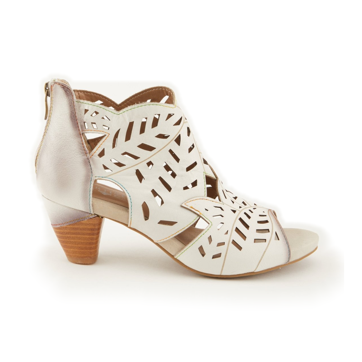 L'Artiste Icon Off White sandals, pair, side view