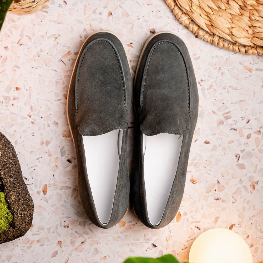Zelli Italia Men's 16-621-GRY LIVORNO Sueded Italian Goatskin Loafer Grey