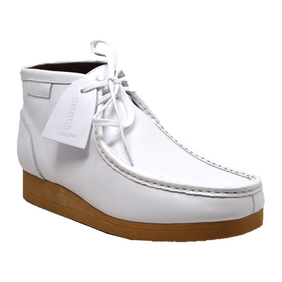 British Walkers New Castle 2 men's White ankle boots, three-quarter side view