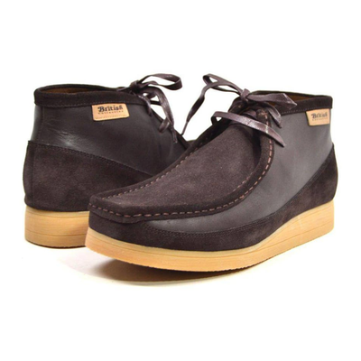 British Walkers New Castle men's Brown ankle boots, three-quarter pair view