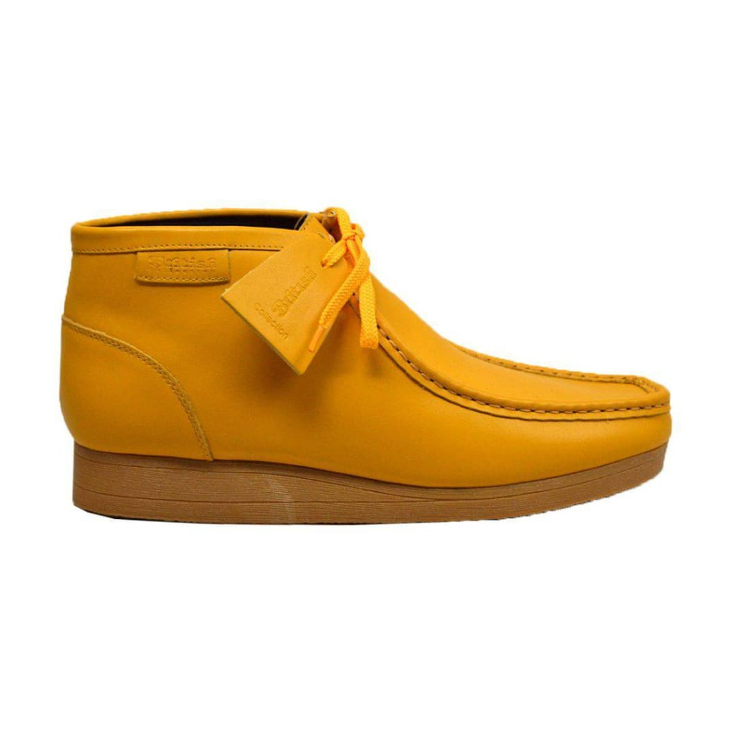 British Walkers New Castle 2 men's Yellow ankle boots, side profile facing right