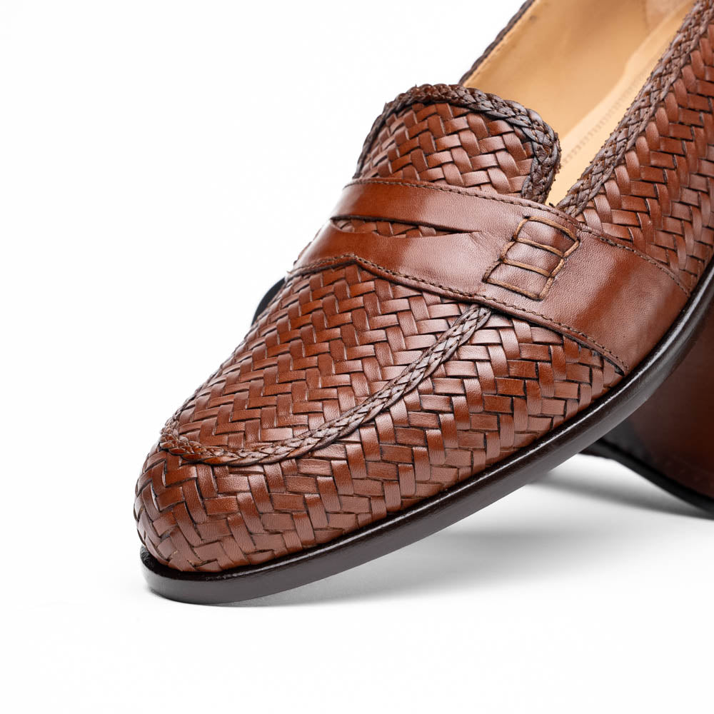 Zelli Italia 15-585-CGN NICOLA Italian Calfskin Basketweave, Cognac Angled View