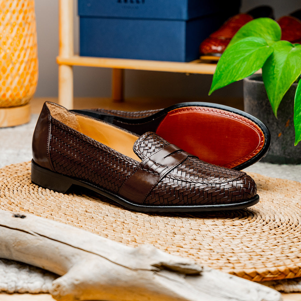 Zelli Italia 15-585-BRN NICOLA Italian Calfskin Basketweave, Dark Brown Lifestyle View