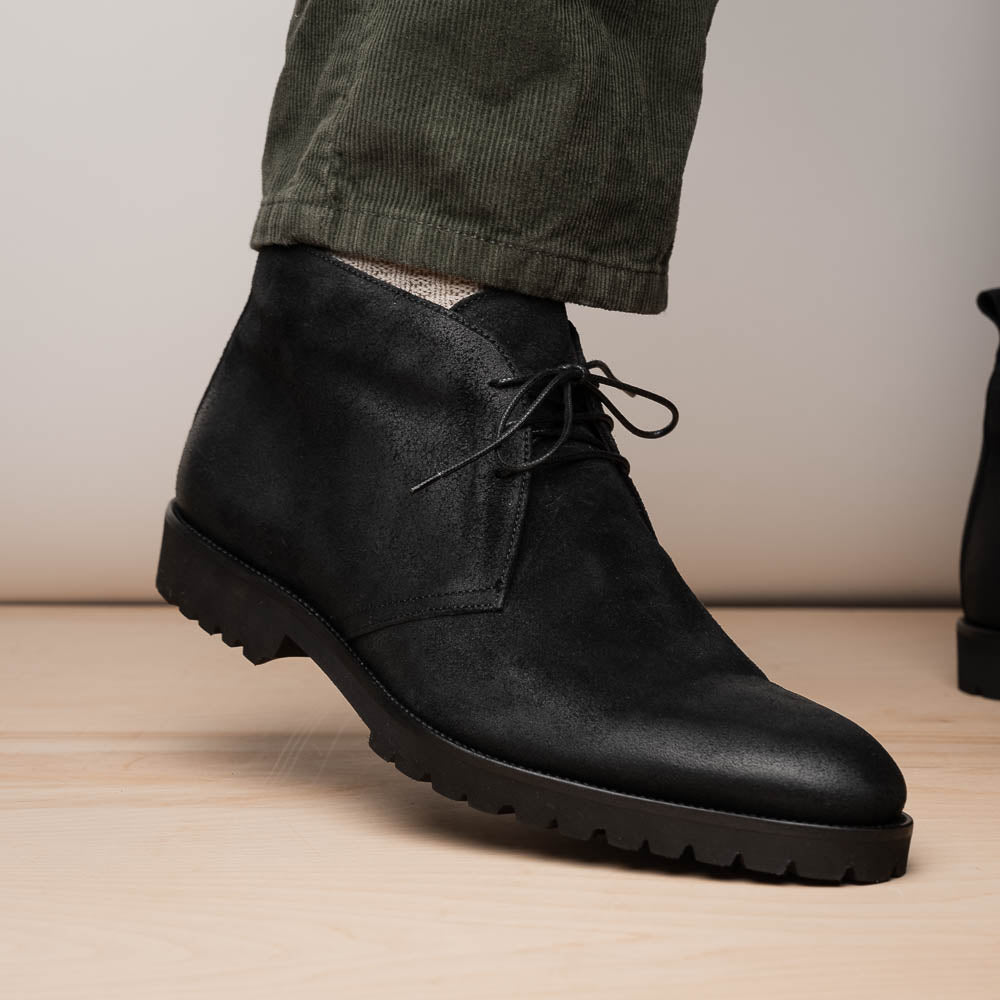 Zelli Italia Men's 46-602-BLK REZZA Suede Calfskin Chukka Boot Black
