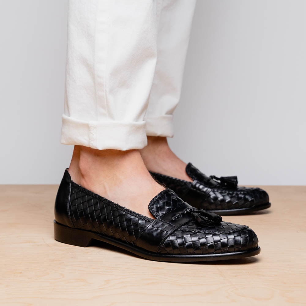 Zelli Italia 15-250-BLK RIVIERA Basketweave Calfskin Tassel Loafer, Black Top View