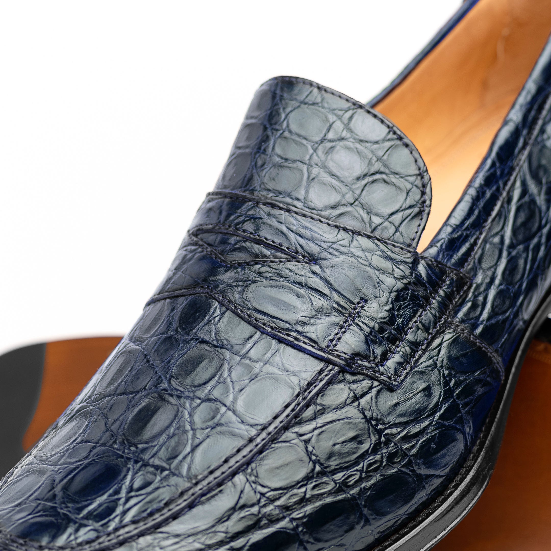 Zelli Italia 11-201-NVY ROMA Crocodile Penny Loafer, Navy Angled View