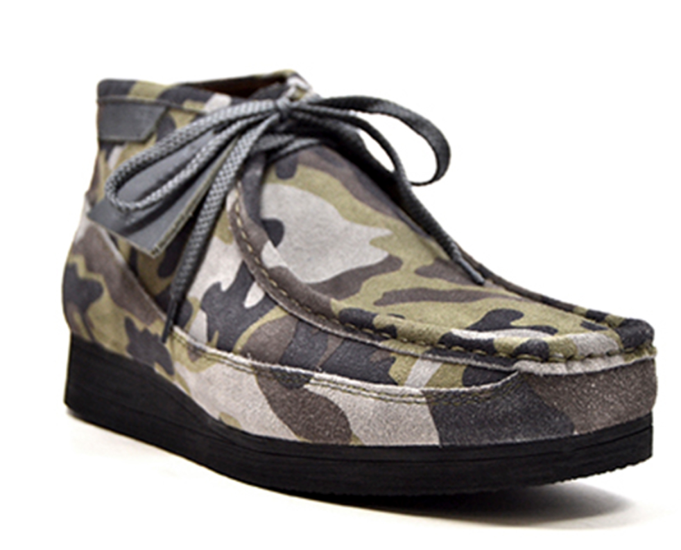 British Walkers New Castle Men's Gray Camouflage Print Casual Shoes view 2