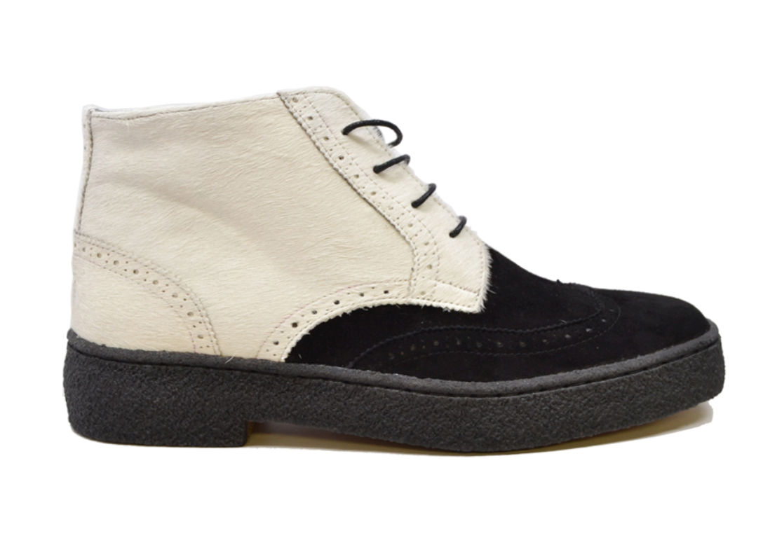 British Walkers Men's White and Black Pony and Lama Baby Hair Shoes view 2