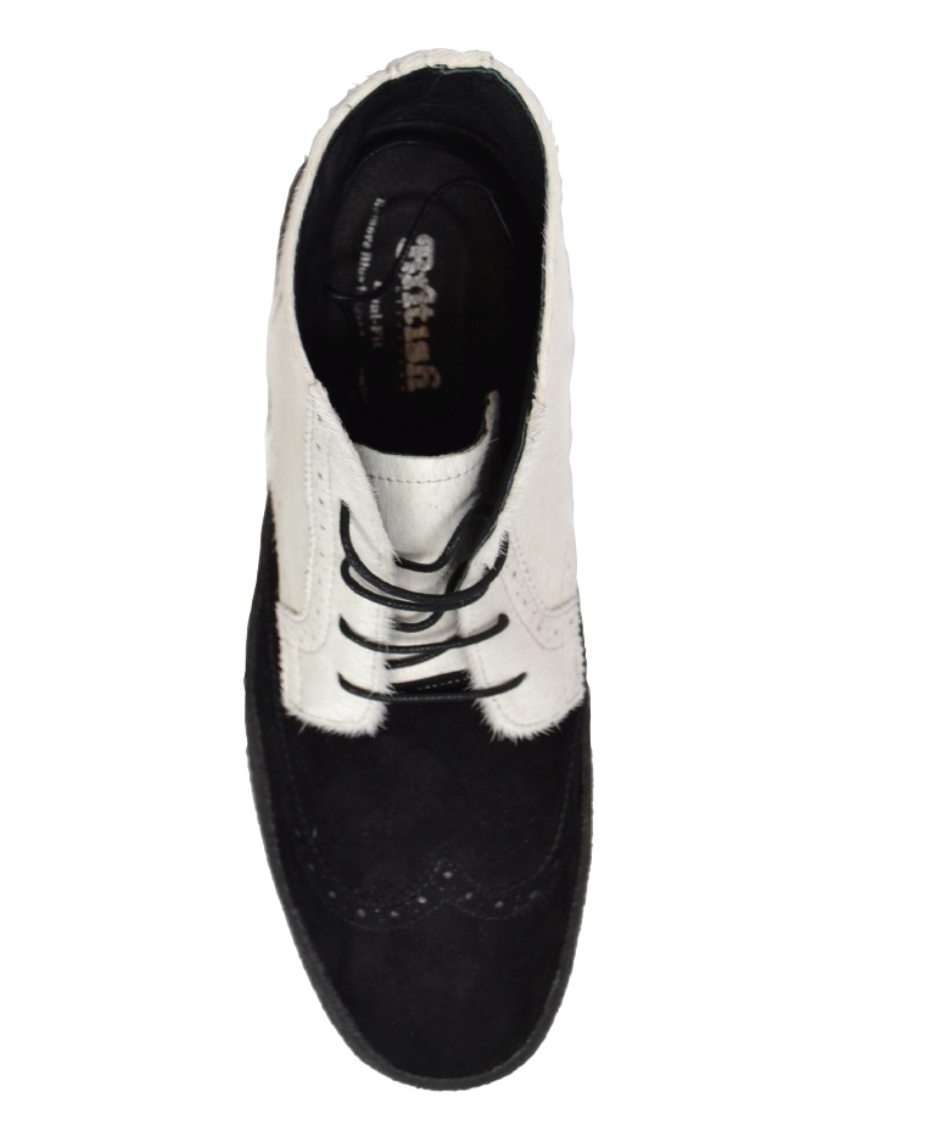 British Walkers Men's White and Black Pony and Lama Baby Hair Shoes view 5