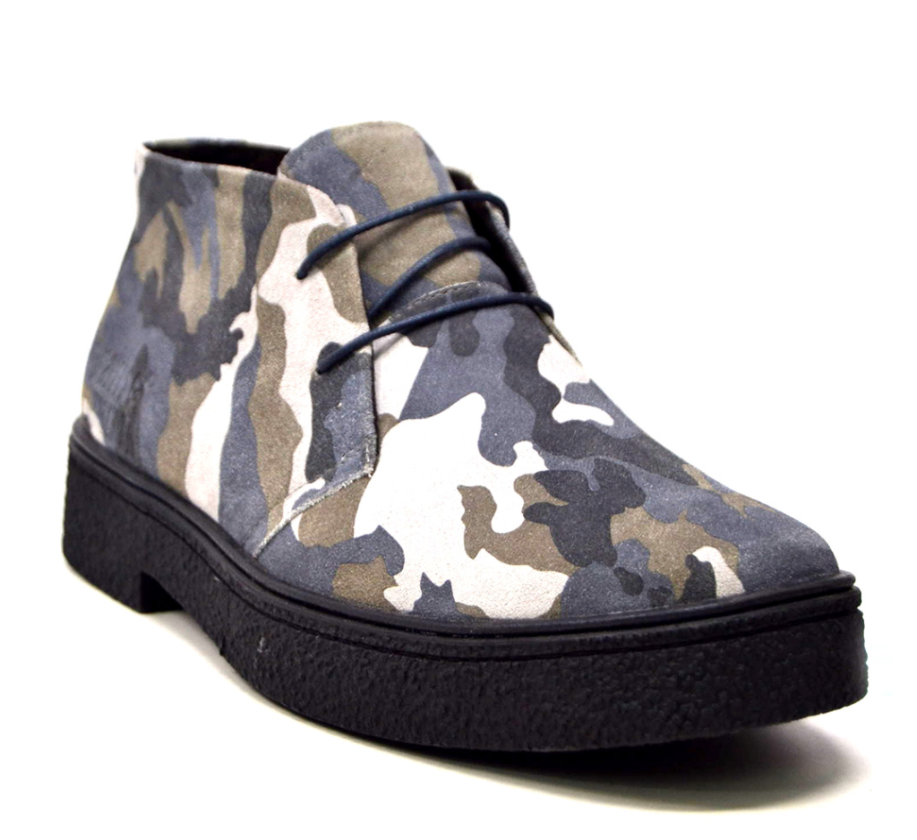 British Walkers Classic Playboy Men's Suede Camouflage Chukka Boots view 2