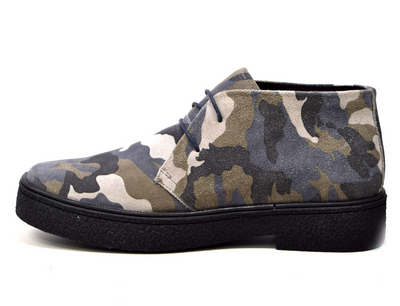 British Walkers Classic Playboy Men's Suede Camouflage Chukka Boots view 4