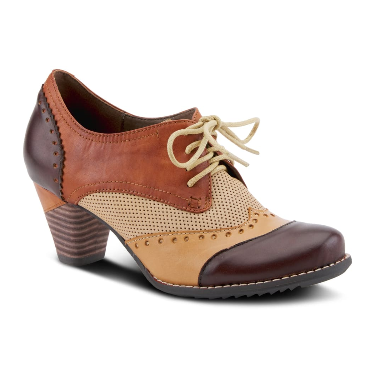 L'Artiste Bardot lace-up heeled shoe in Brown, front three-quarter view