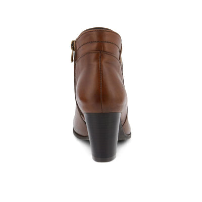 Spring Step Shoes Itilia Women's Elegant and Comfortable Leather ll On Booties