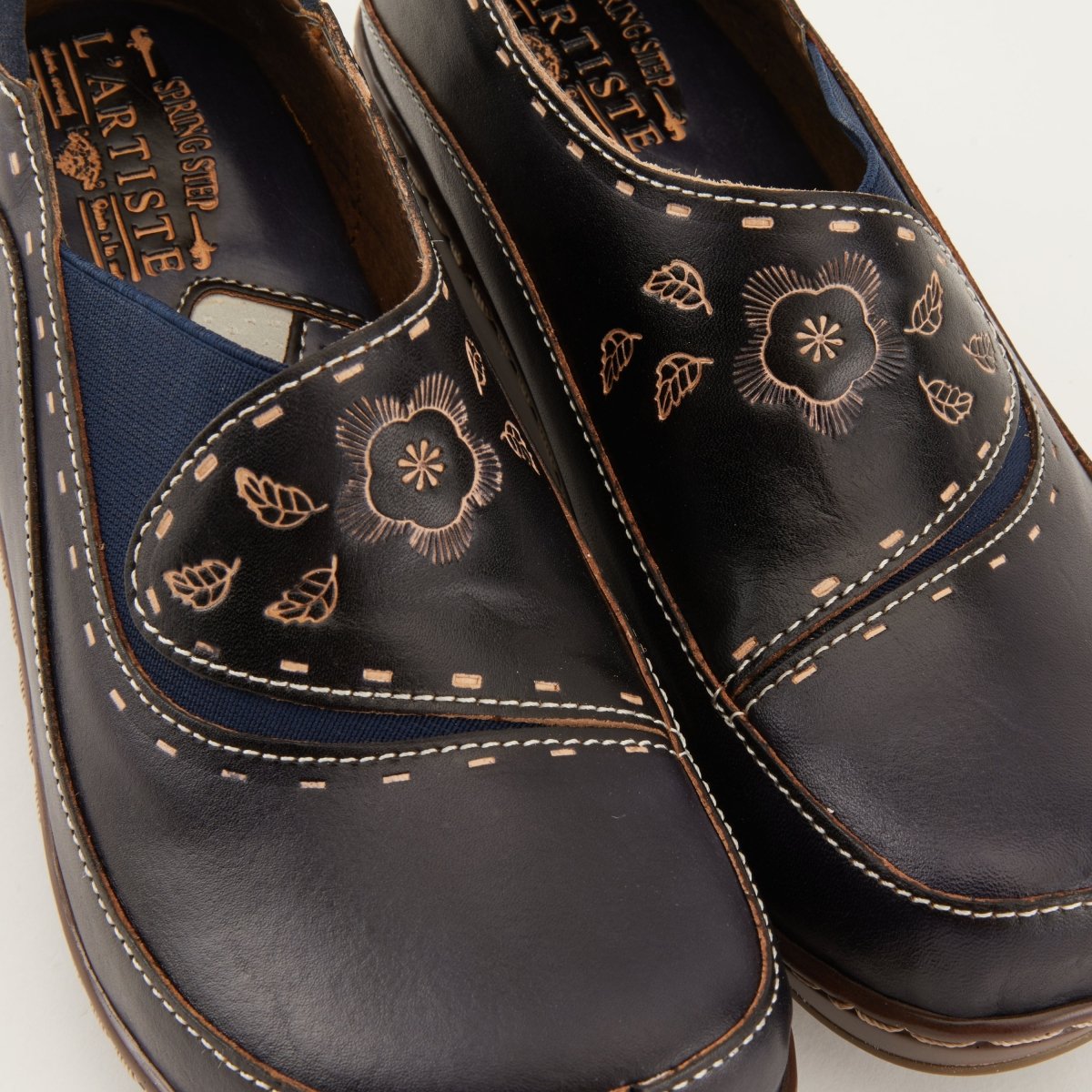 Spring Step Shoes L'Artiste Burbank Women's Hand Painted Leather Clogs