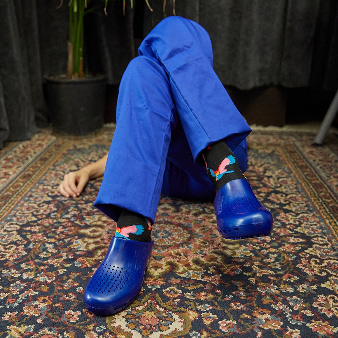 Calzuro Classic With Holes Metallic Blue – product view 2
