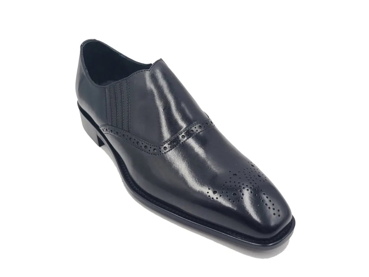 Carrucci Shoes Unknown Brand Medallion Slip On Loafer Calfskin KS50926